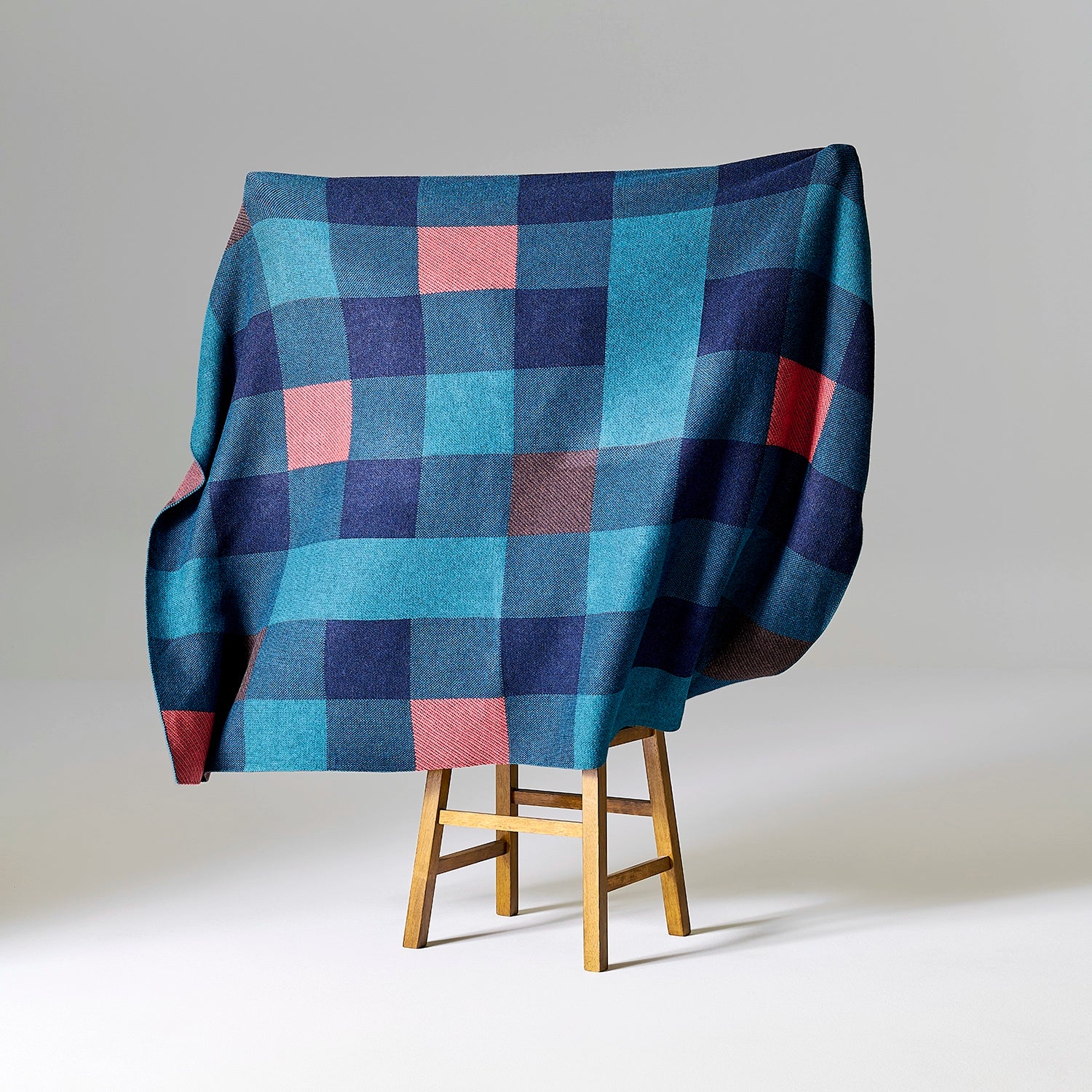 Agio x Sunbrella® Throws - Ombre Check